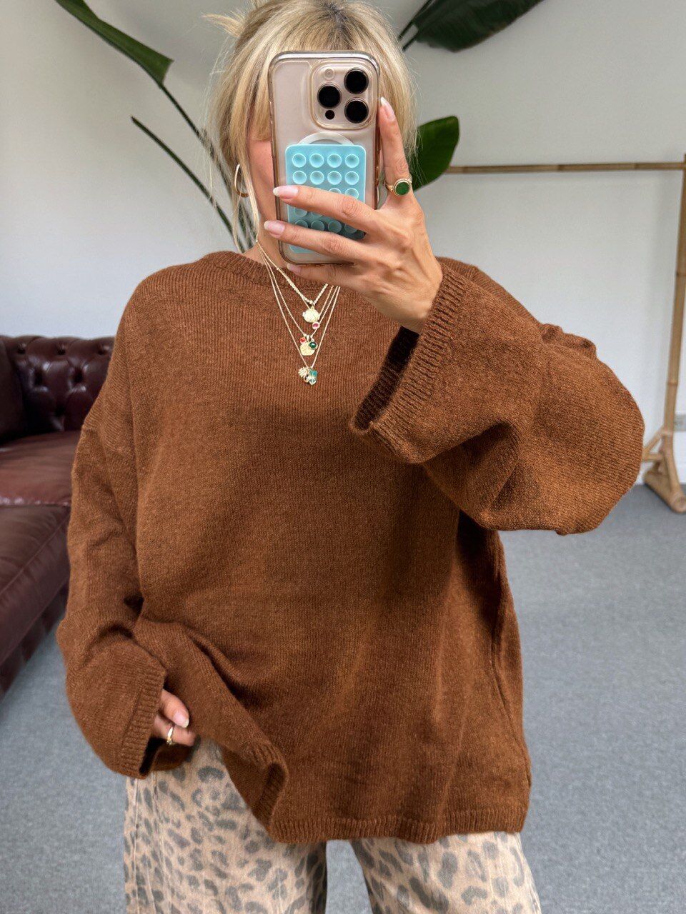 KAHVERENGİ BİSİKLET YAKA TRİKO