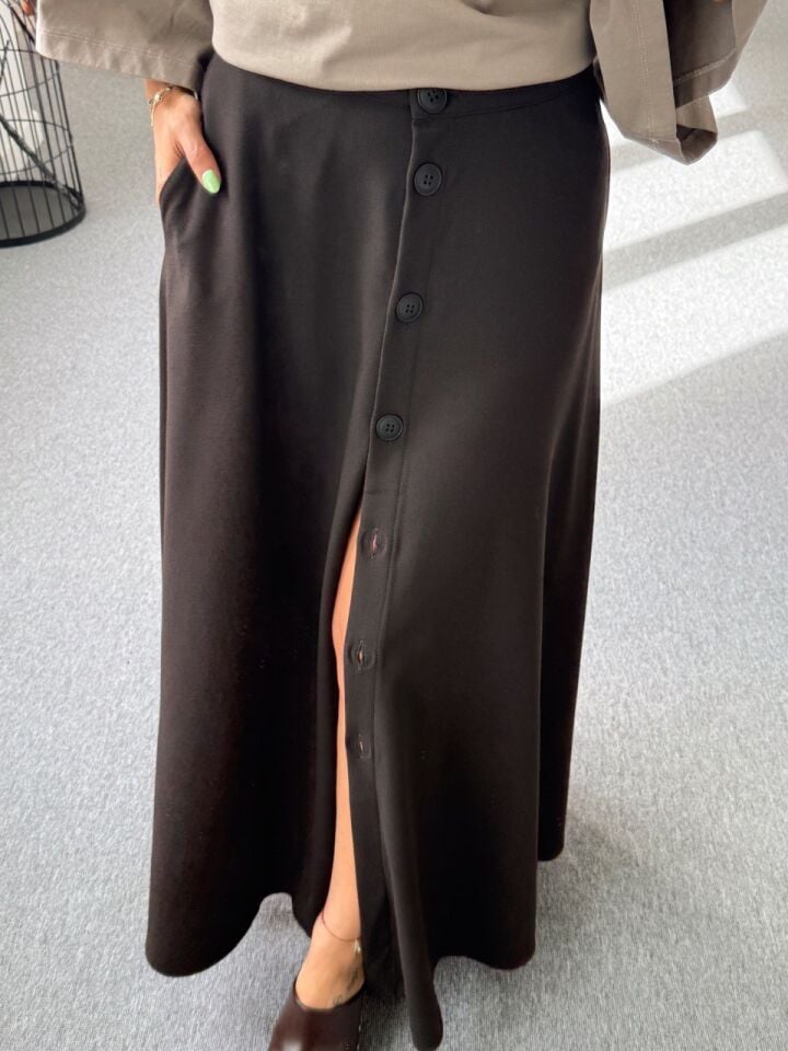 KAHVE DÜĞMELİ KLOŞ ETEK