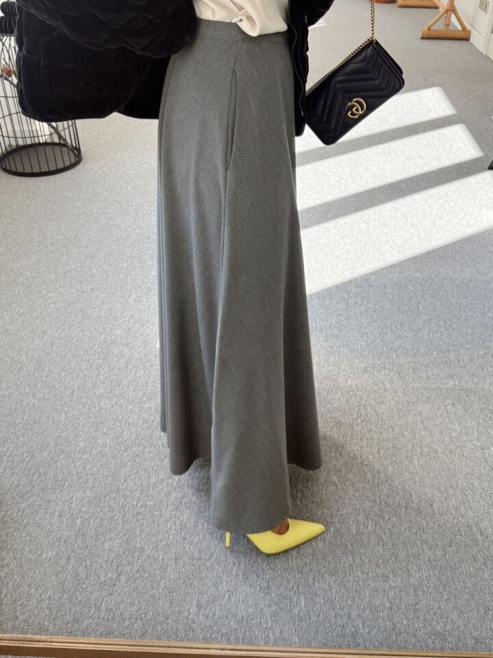 ANTRASİT DÜĞMELİ KLOŞ ETEK