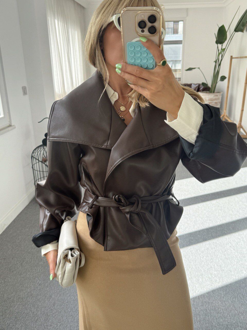 KAHVE KEMERLİ SUNİ DERİ CEKET