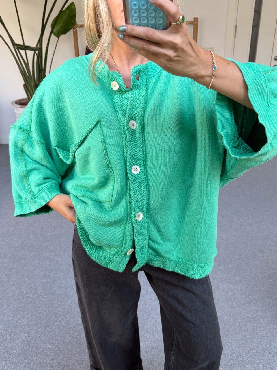 YEŞİL PAMUKLU DÜĞME DETAY İTHAL SWEAT