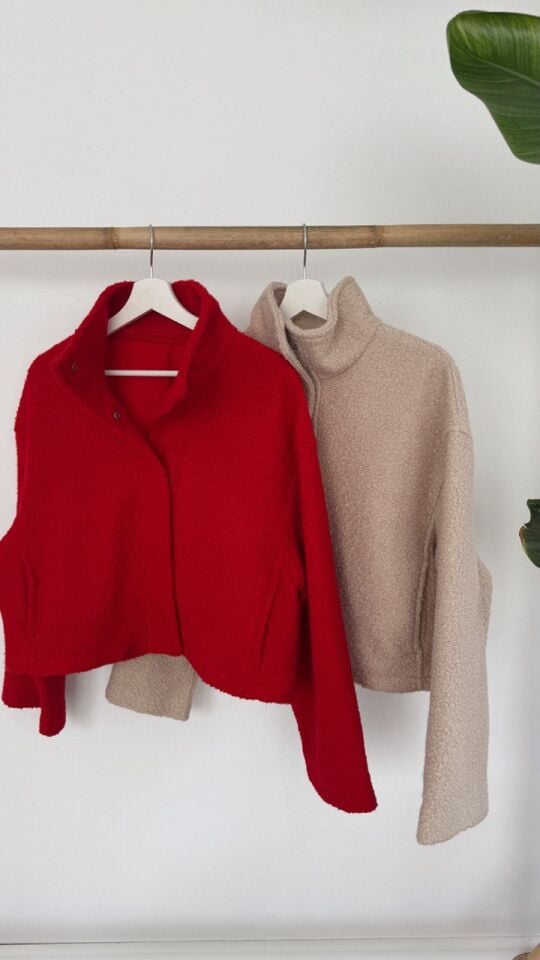 KIRMIZI BUKLET CEKET