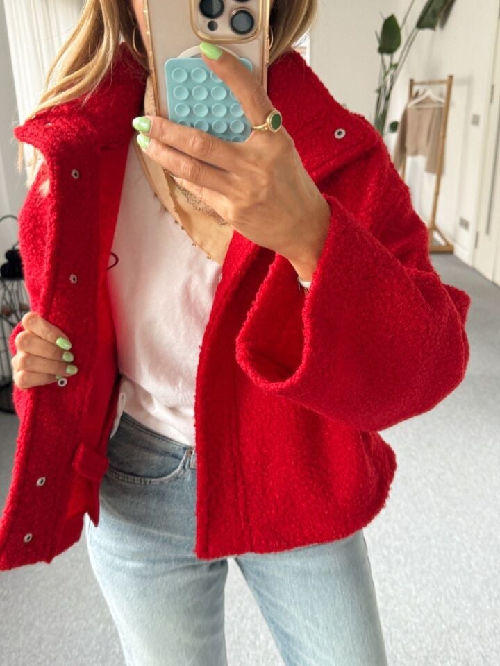 KIRMIZI BUKLET CEKET