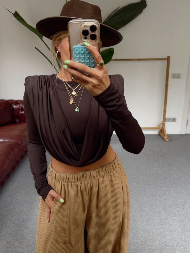 KAHVE VATKALI TASARIM BLUZ