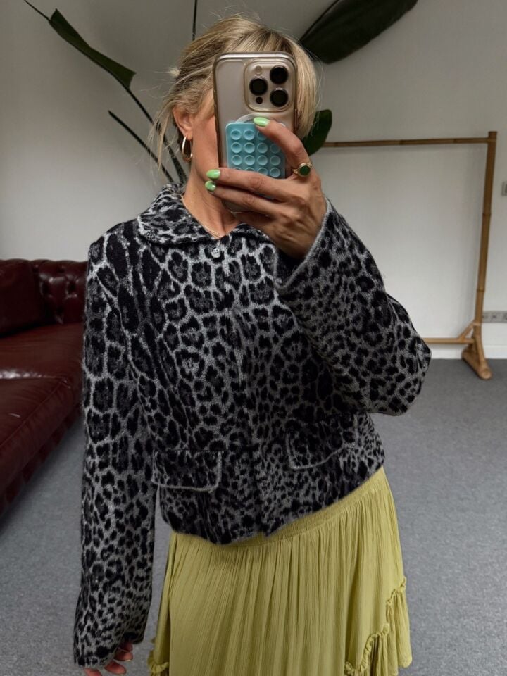 GRİ LEOPAR DESEN HIRKA