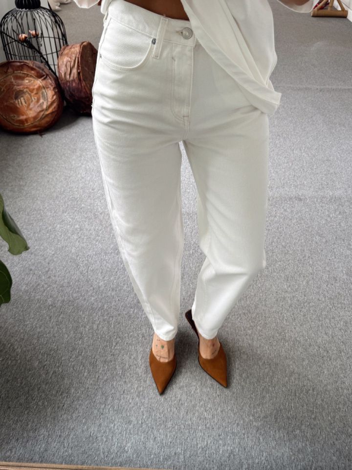 BEYAZ YÜKSEK BEL MOM JEAN