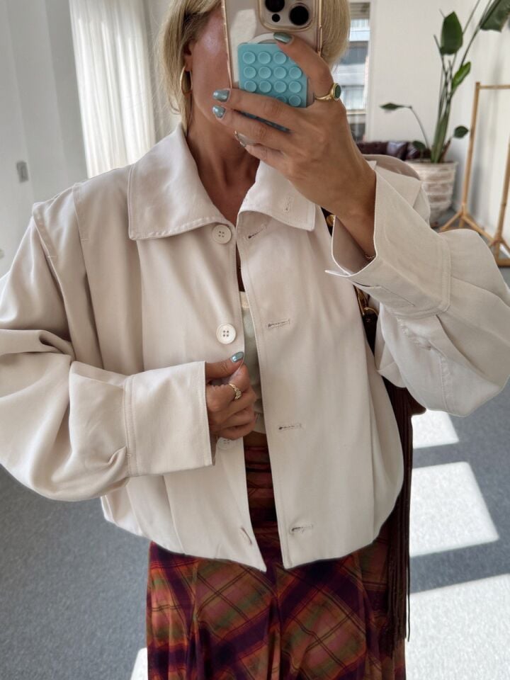 BEJ PİLE DETAY VATKALI CEKET