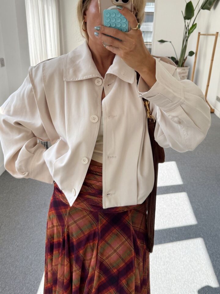 BEJ PİLE DETAY VATKALI CEKET