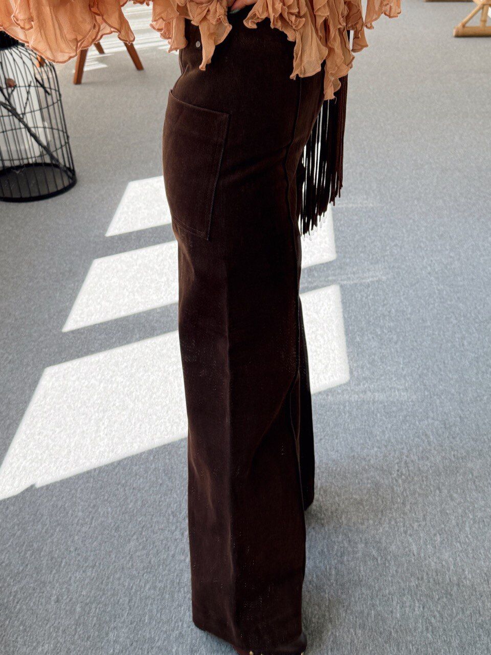 KAHVE DİKİŞ DETAY NUBUK PANTOLON