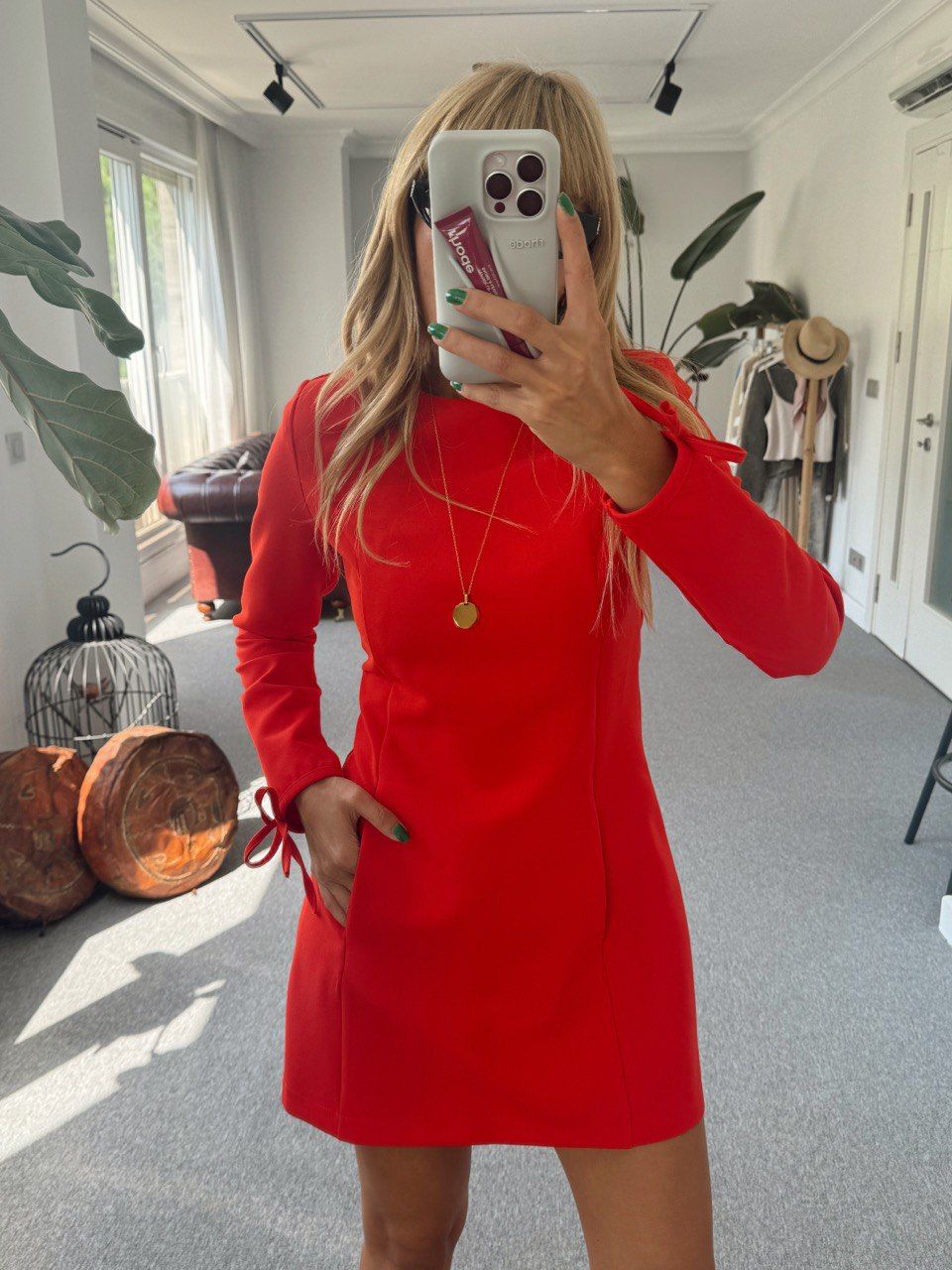 KIRMIZI KREP KUMAŞ MİNİ ELBİSE