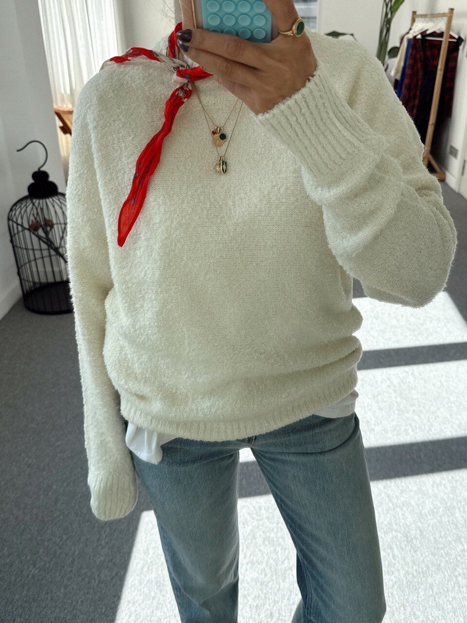 KREM BİSİKLET YAKA BUKLET KAZAK