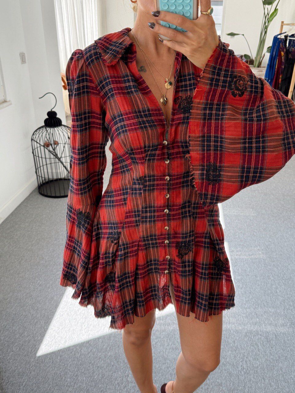 KIRMIZI EKOSE DESEN İTHAL GÖMLEK ELBİSE