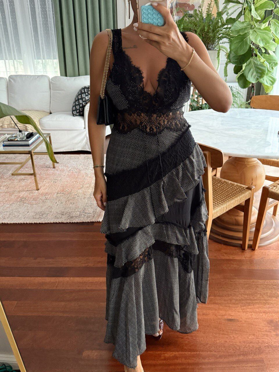 PUANTİYE DESEN DANTEL PARÇALI İTHAL ELBİSE