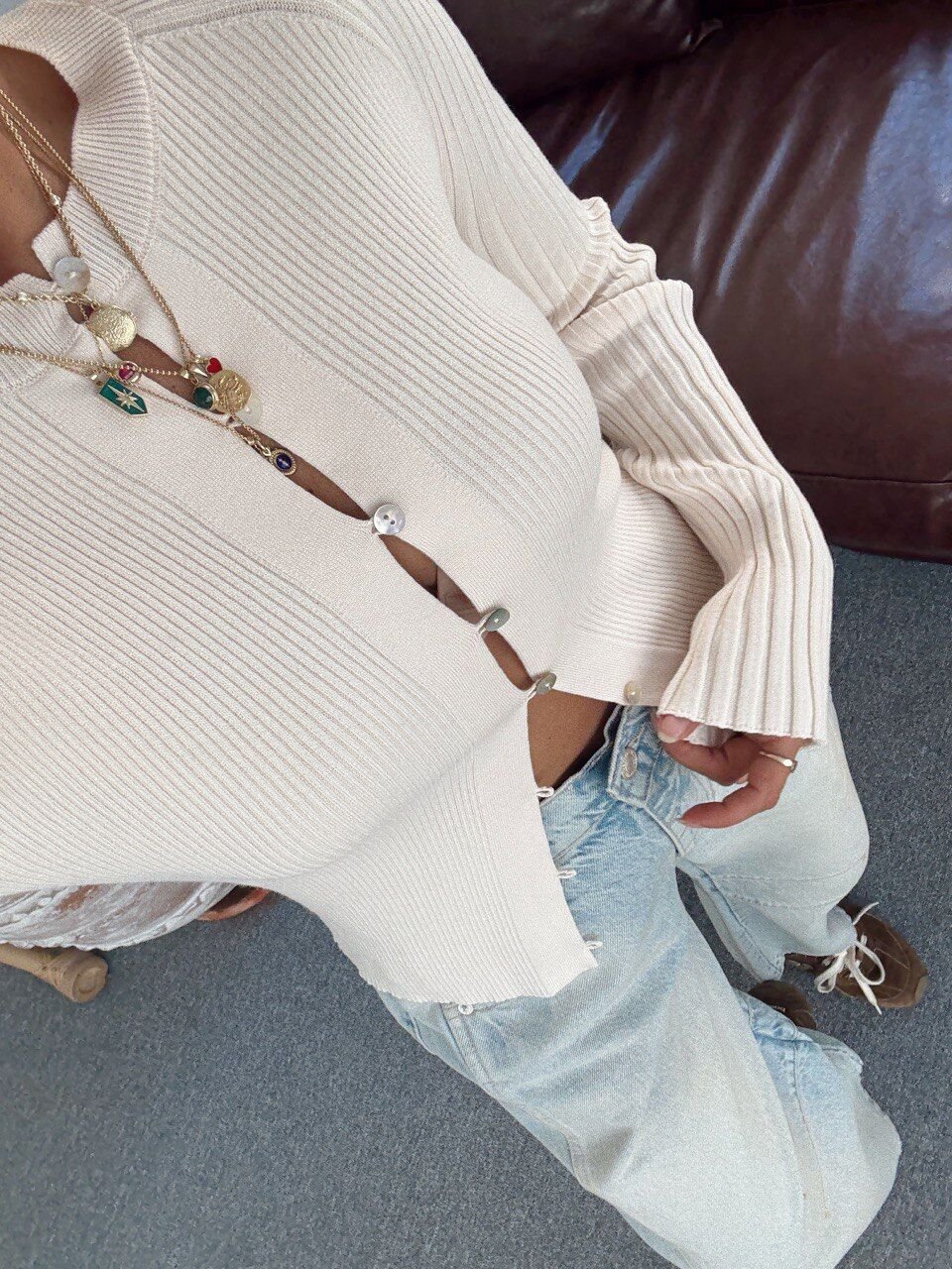 KREM FİTİLLİ DÜĞMELİ HIRKA