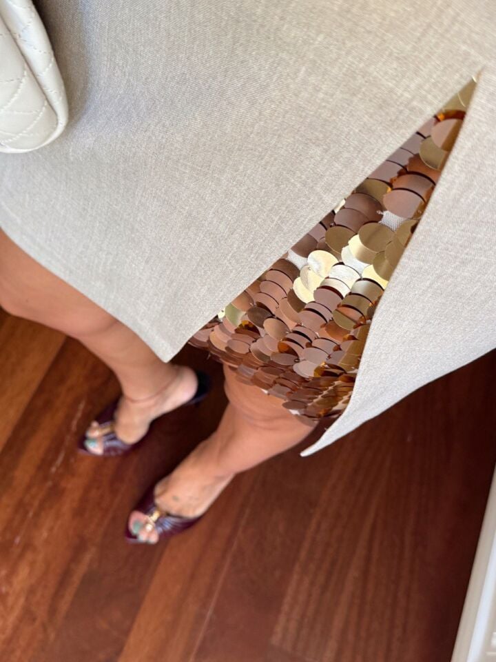 TAŞ RENGİ PAYET DETAYLI MİNİ ETEK