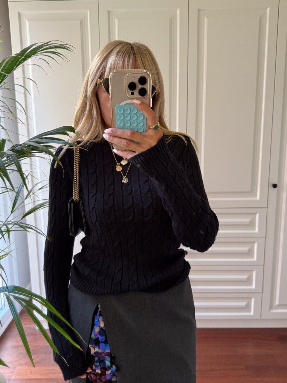 SİYAH SAÇ ÖRGÜ BİSİKLET YAKA KAZAK