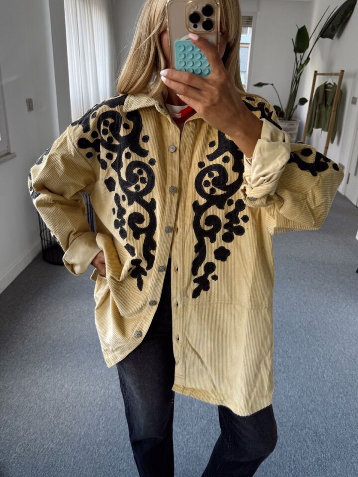 KADİFE İŞLEMELİ İTHAL CEKET