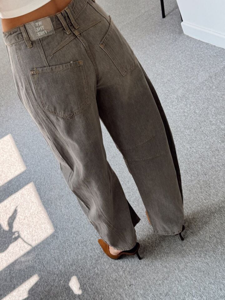 YIKAMALI KAHVE BARREL JEAN