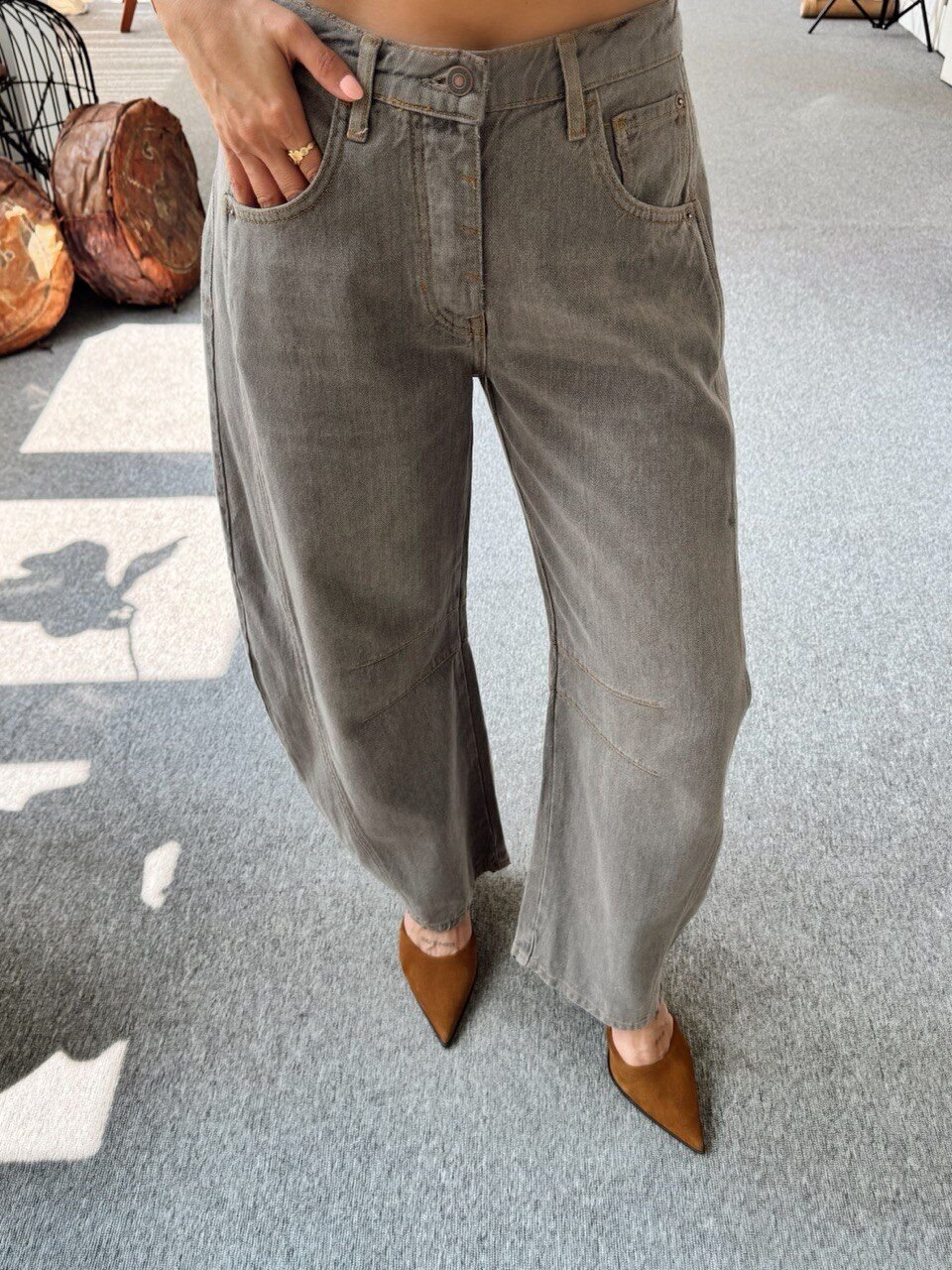 YIKAMALI KAHVE BARREL JEAN