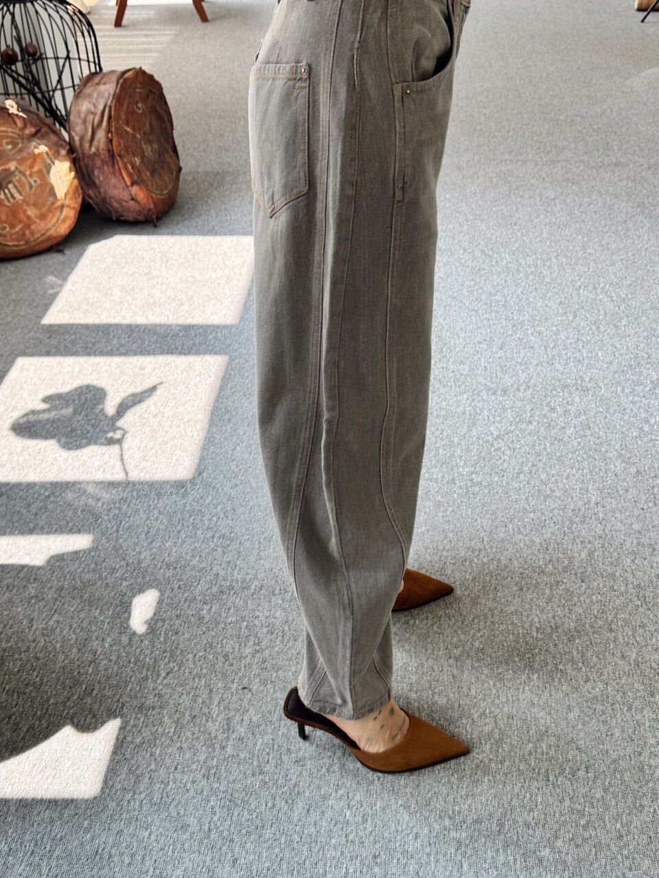 YIKAMALI KAHVE BARREL JEAN