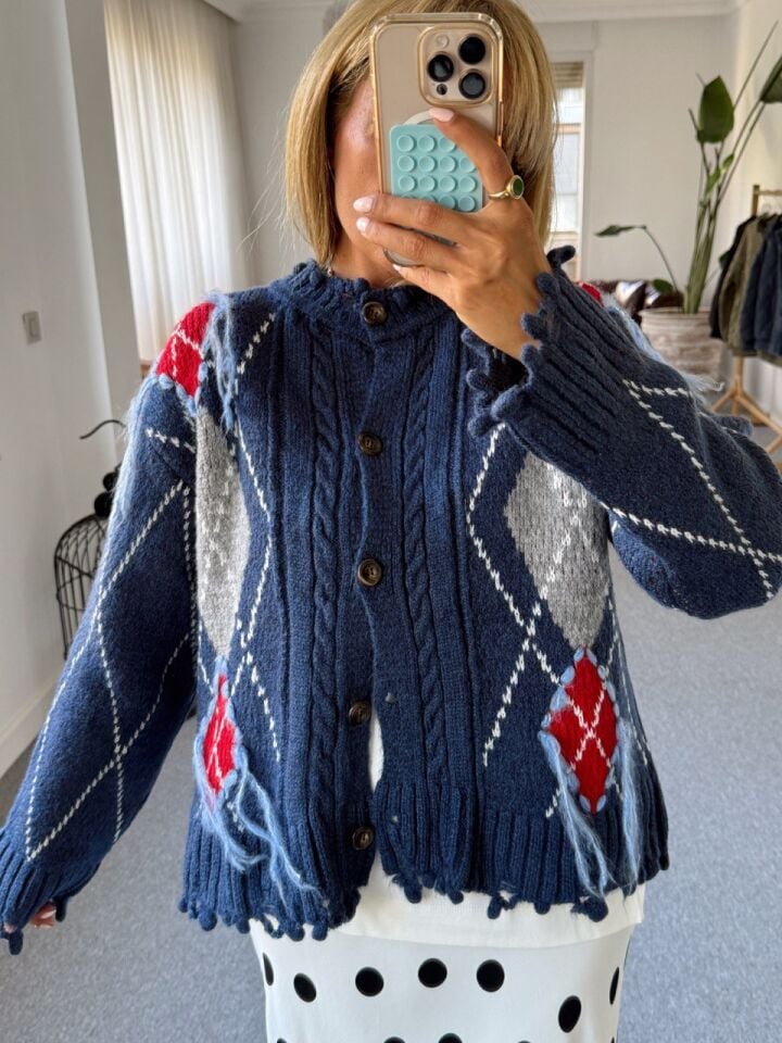 BAKLAVA DESEN SAÇAKLI HIRKA