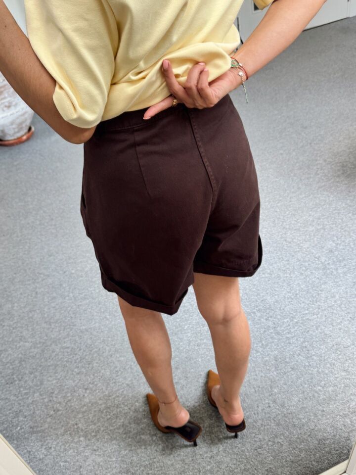 KAHVE PİLİ DETAY ŞORT