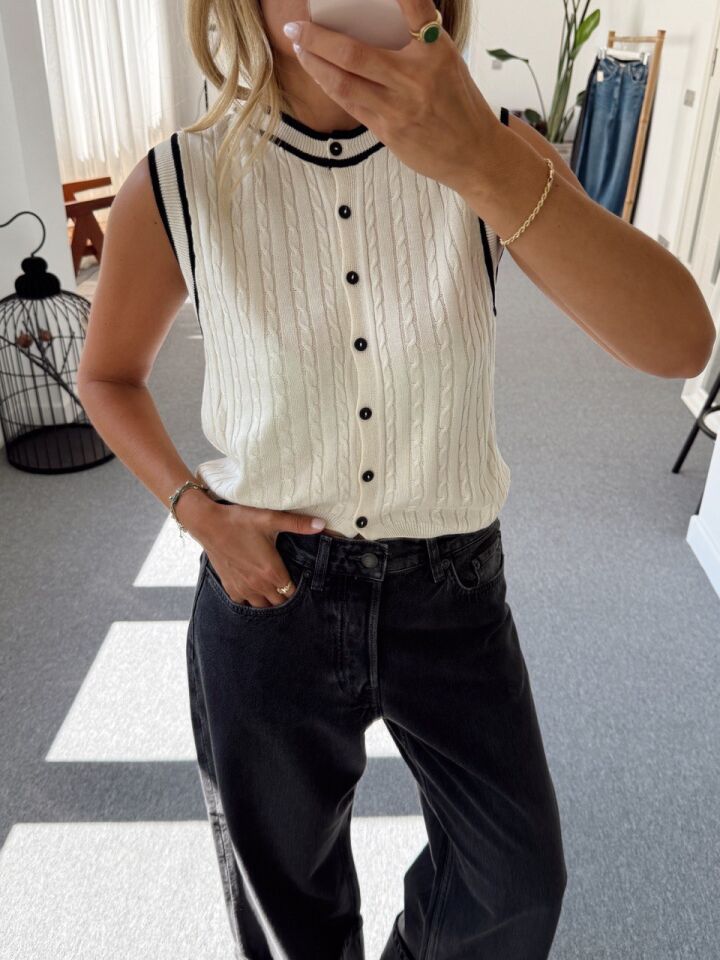 KREM ŞERİT DETAY KOLSUZ TRİKO