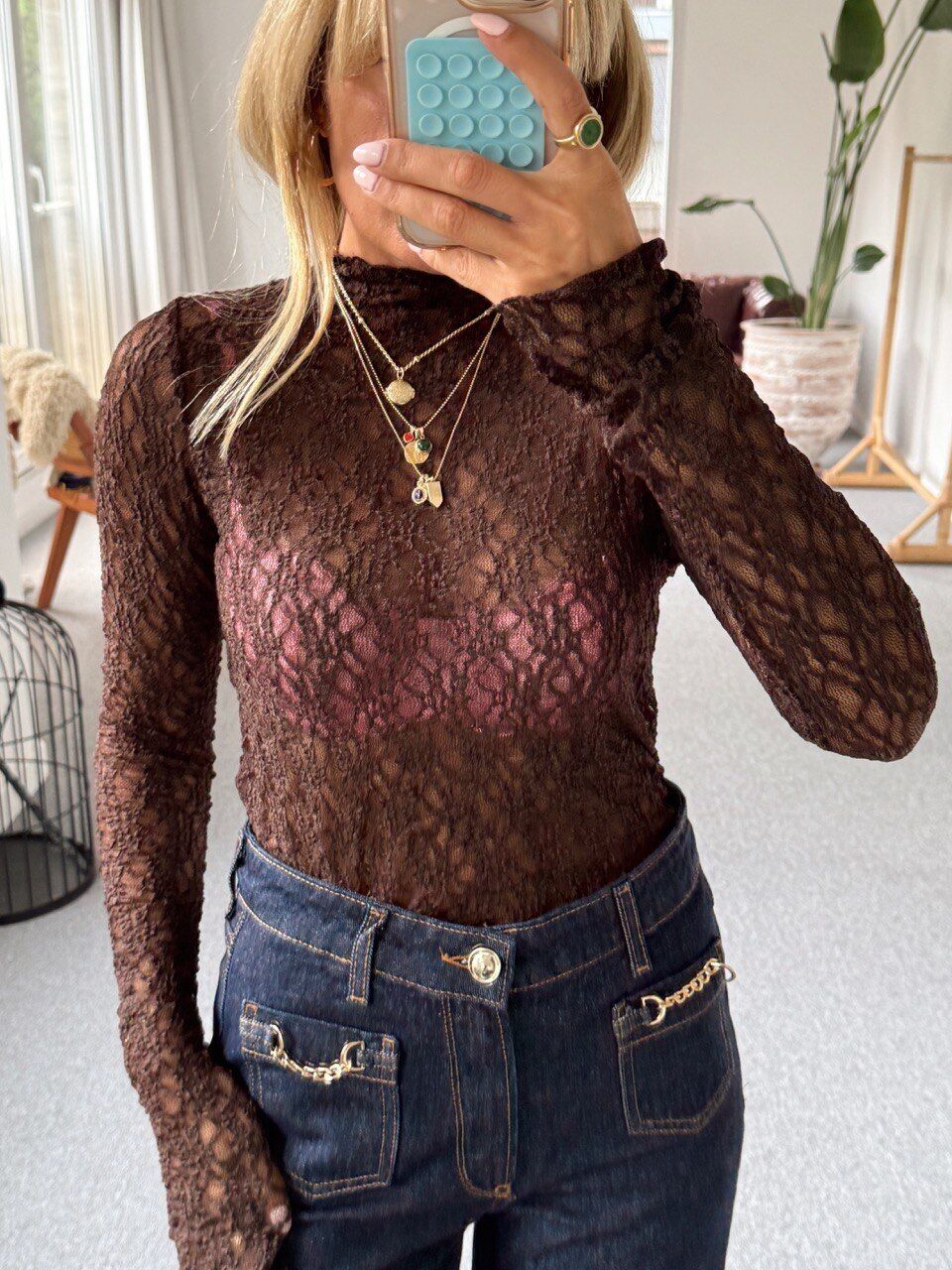 KAHVERENGİ DANTEL BLUZ