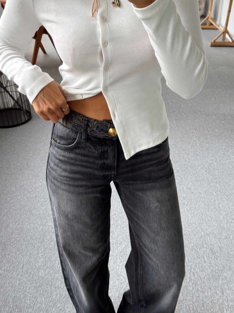 BEYAZ FİTİLLİ DÜĞME DETAY BODY