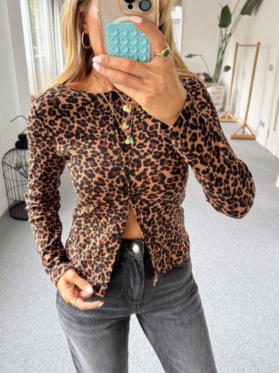 LEOPAR FİTİLLİ DÜĞME DETAY BODY