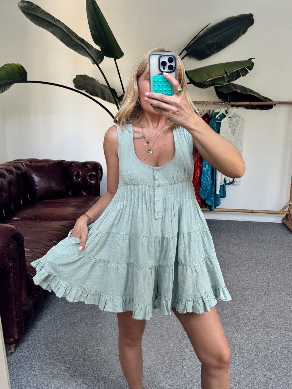 MİNT YEŞİL NERVÜRLÜ SIRT DETAY İTHAL TULUM