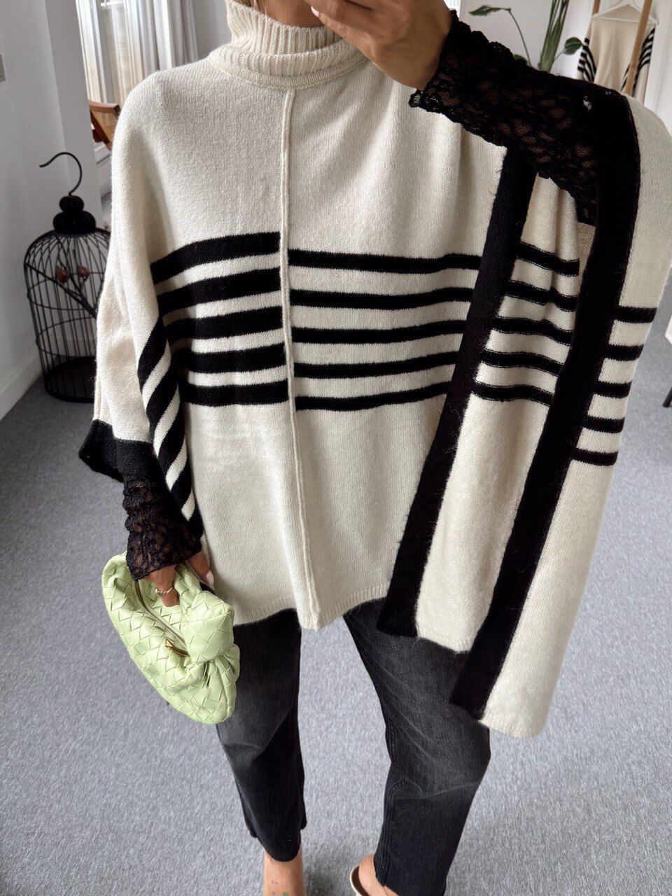 KREM ÇİZGİLİ PANÇO