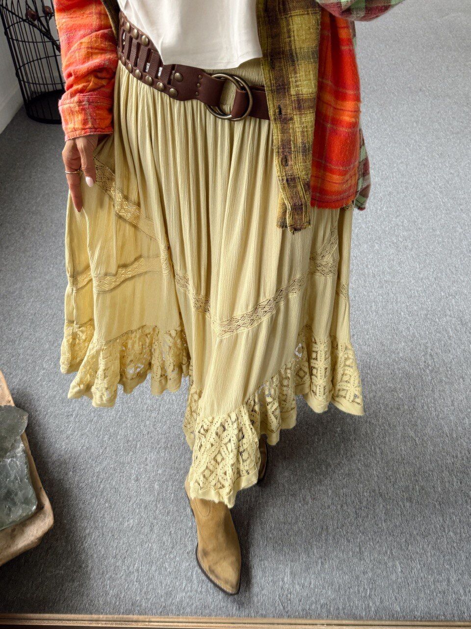 FISTIK YEŞİLİ FİSTO İŞLEMELİ İTHAL  ETEK