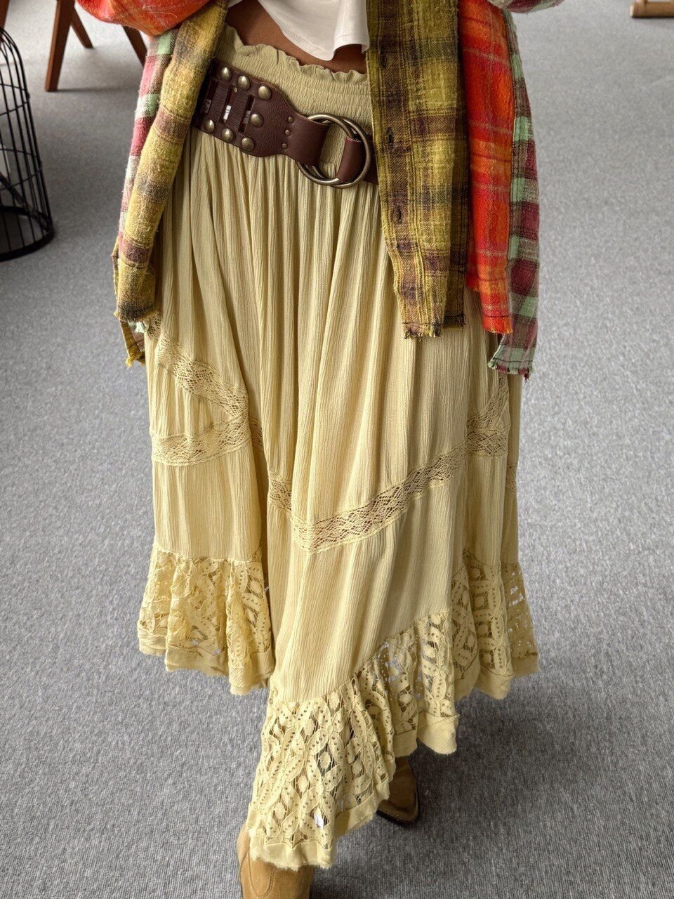 FISTIK YEŞİLİ FİSTO İŞLEMELİ İTHAL  ETEK