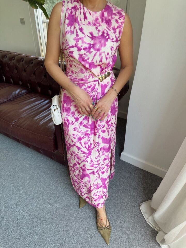 PEMBE BATİK DESEN ELBİSE