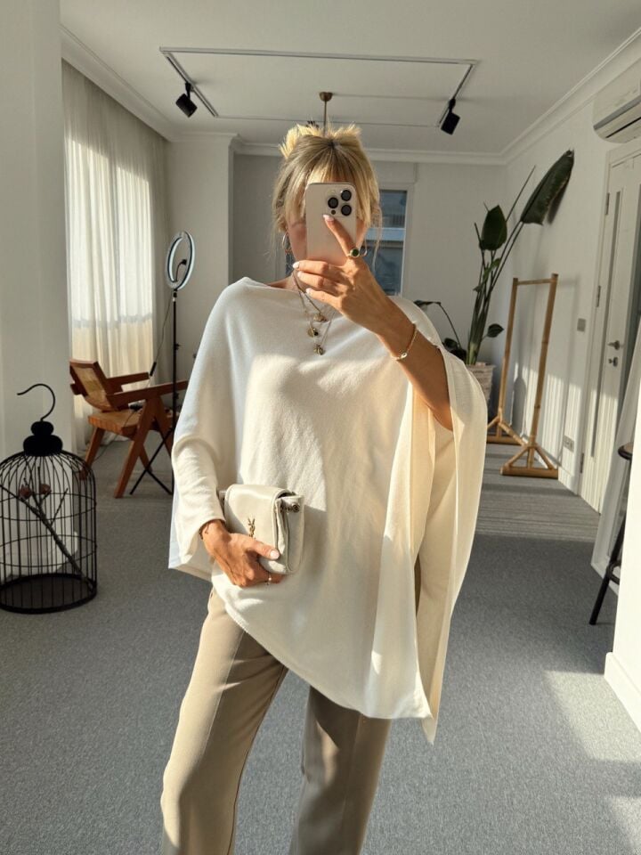 KREM ASİMETRİK PANÇO