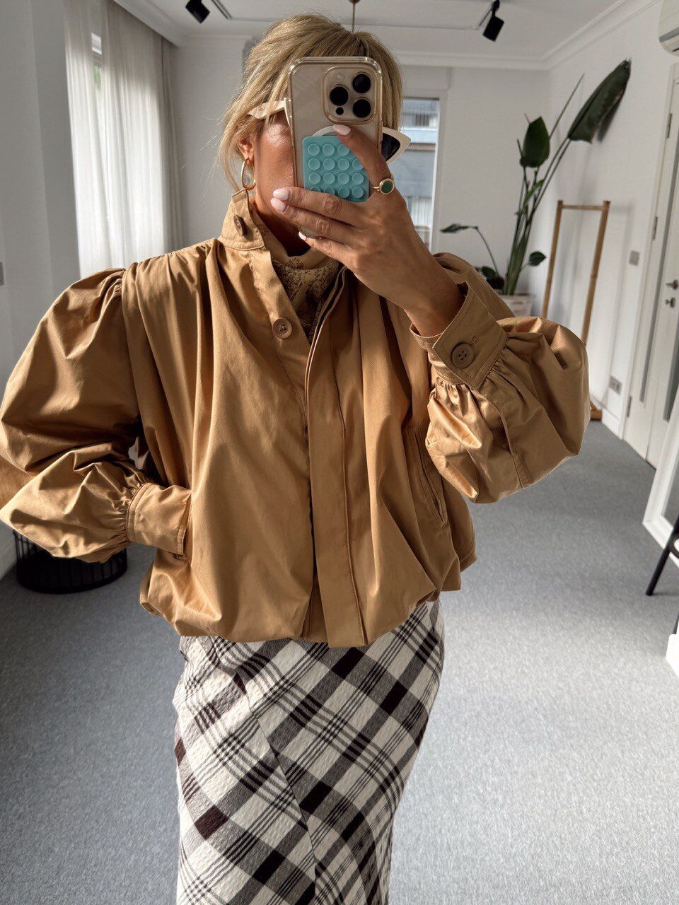 CAMEL PİLİ DETAY VATKALI CEKET