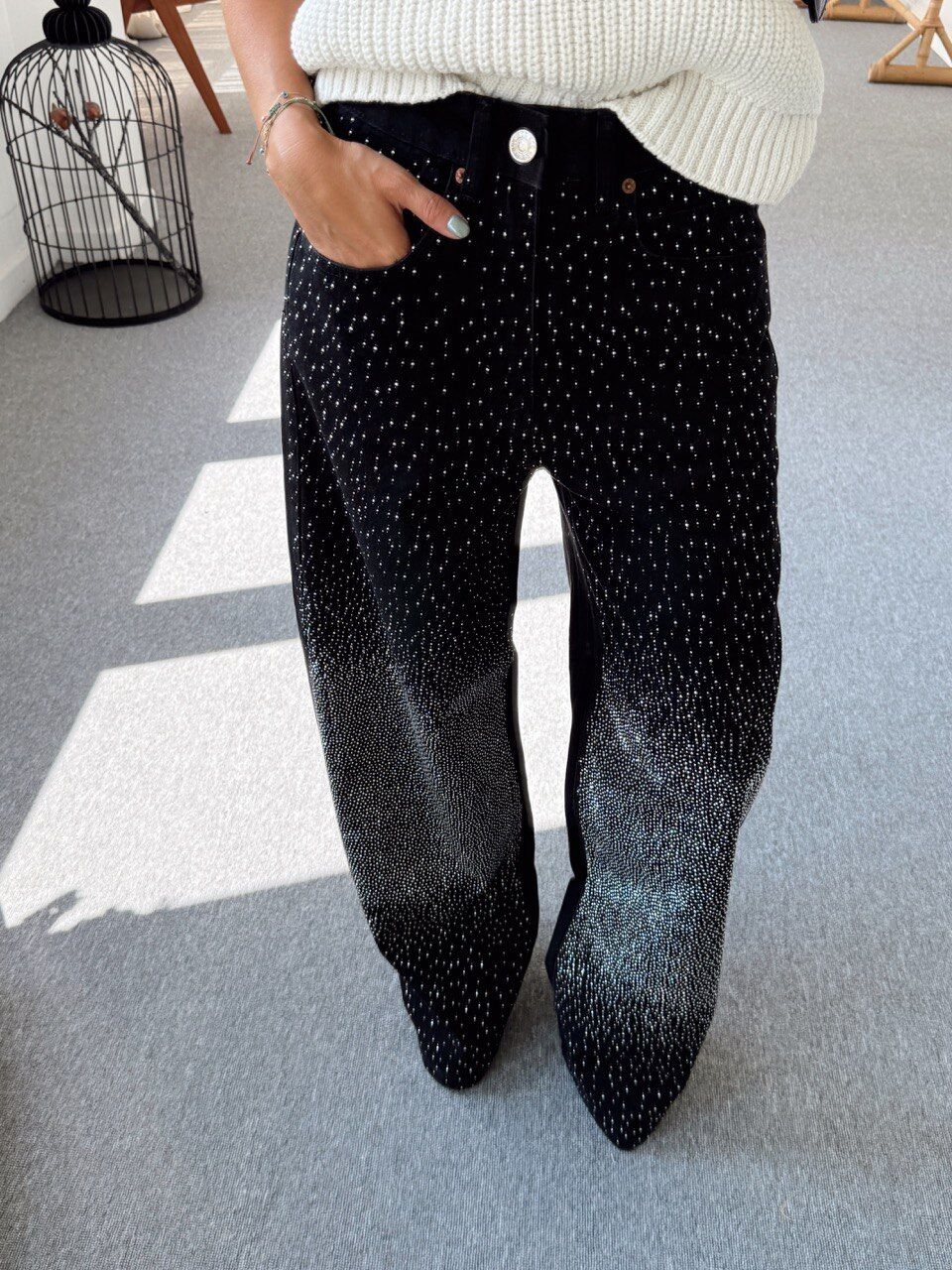 SİYAH TAŞ DETAY BAGGY JEAN