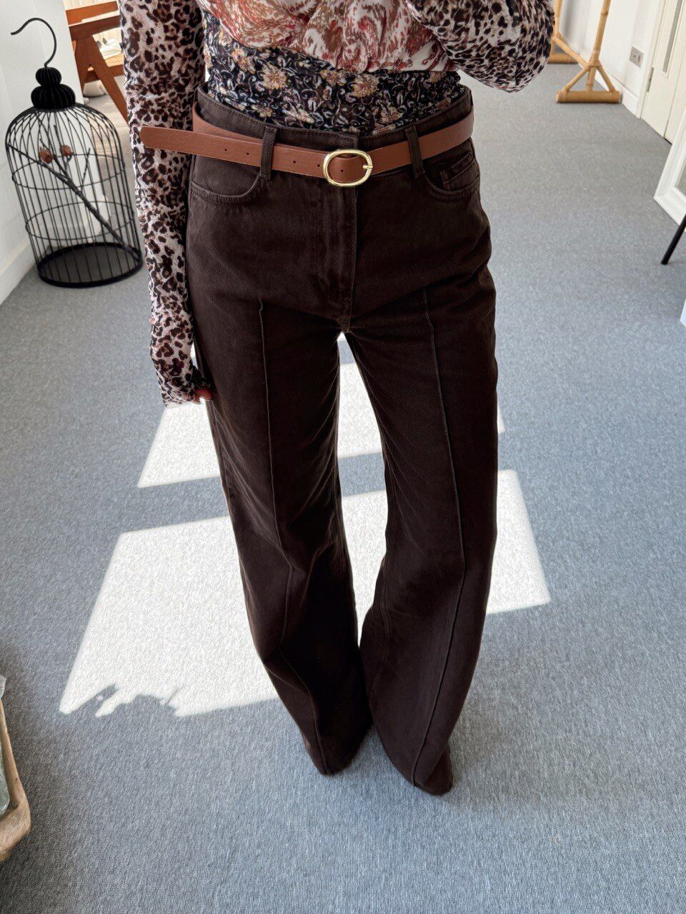 KAHVE ÖNDEN DİKİŞLİ DENIM JEAN