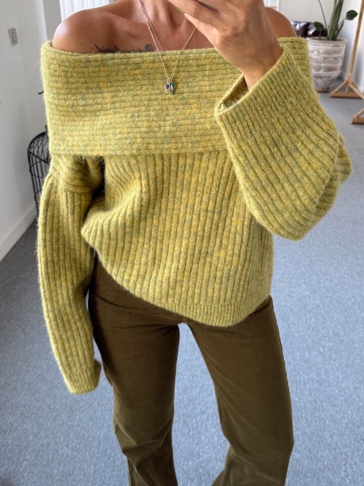 KÜF YEŞİLİ TRİKO KAZAK