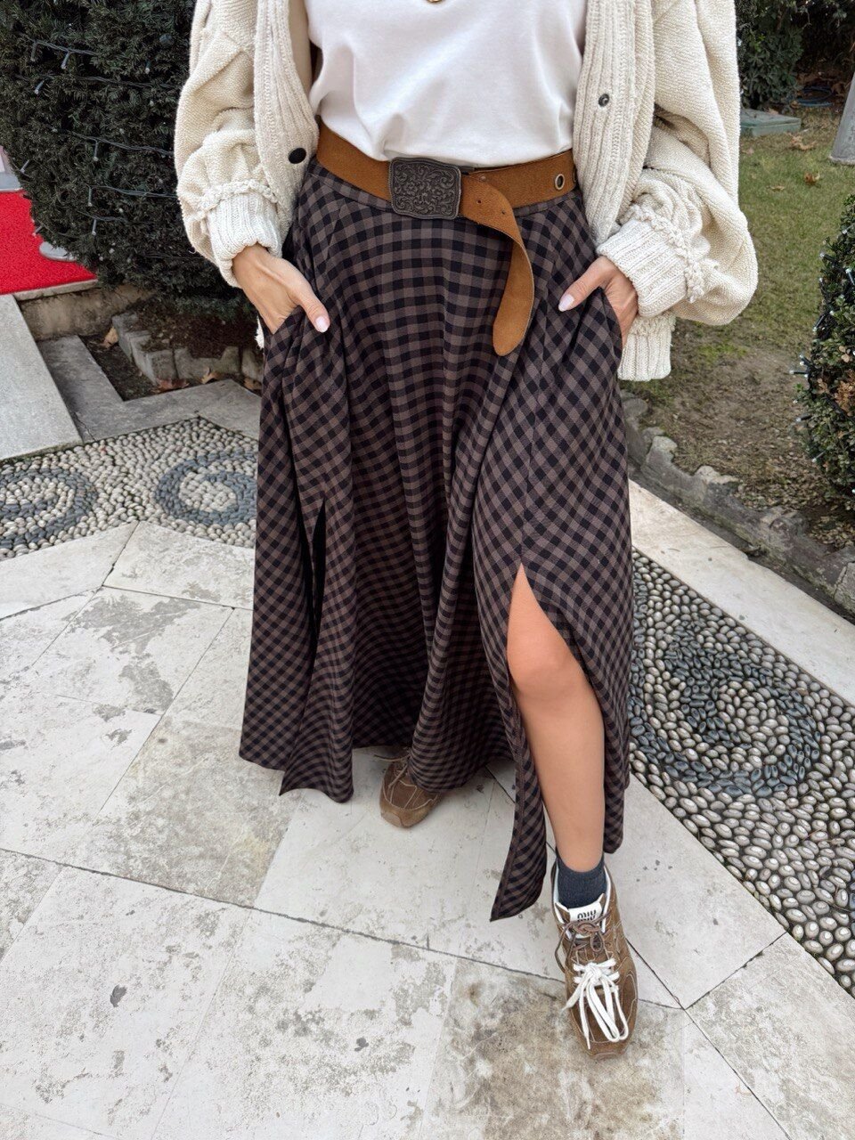 KAHVE EKOSE YIRTMAÇ DETAY ETEK