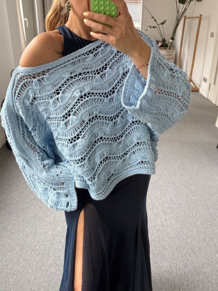 PETROL RENGİ YIRTMAC DETAY TÜL ELBİSE