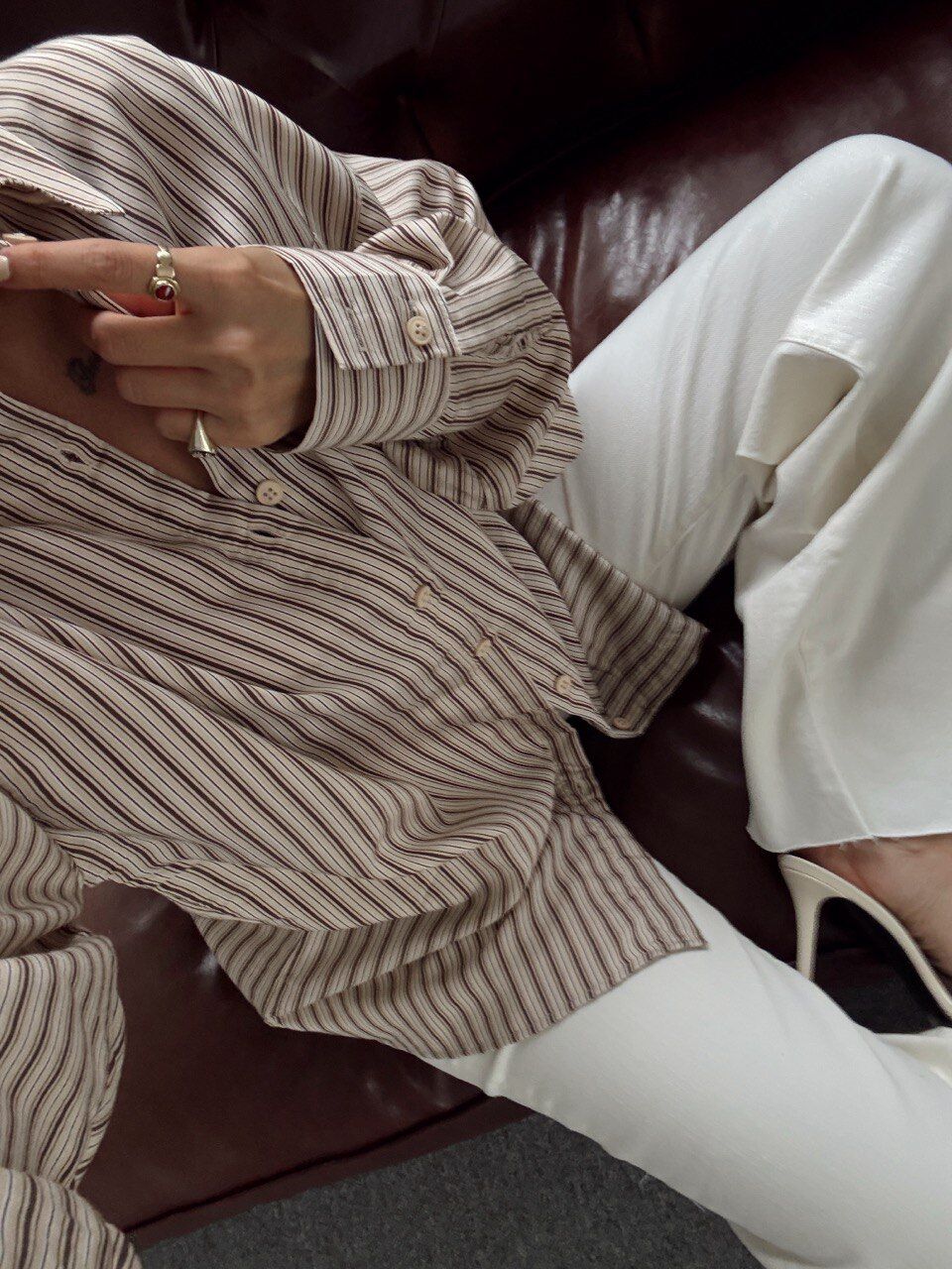 BEJ İNCE ÇİZGİLİ OVERSİZE GÖMLEK