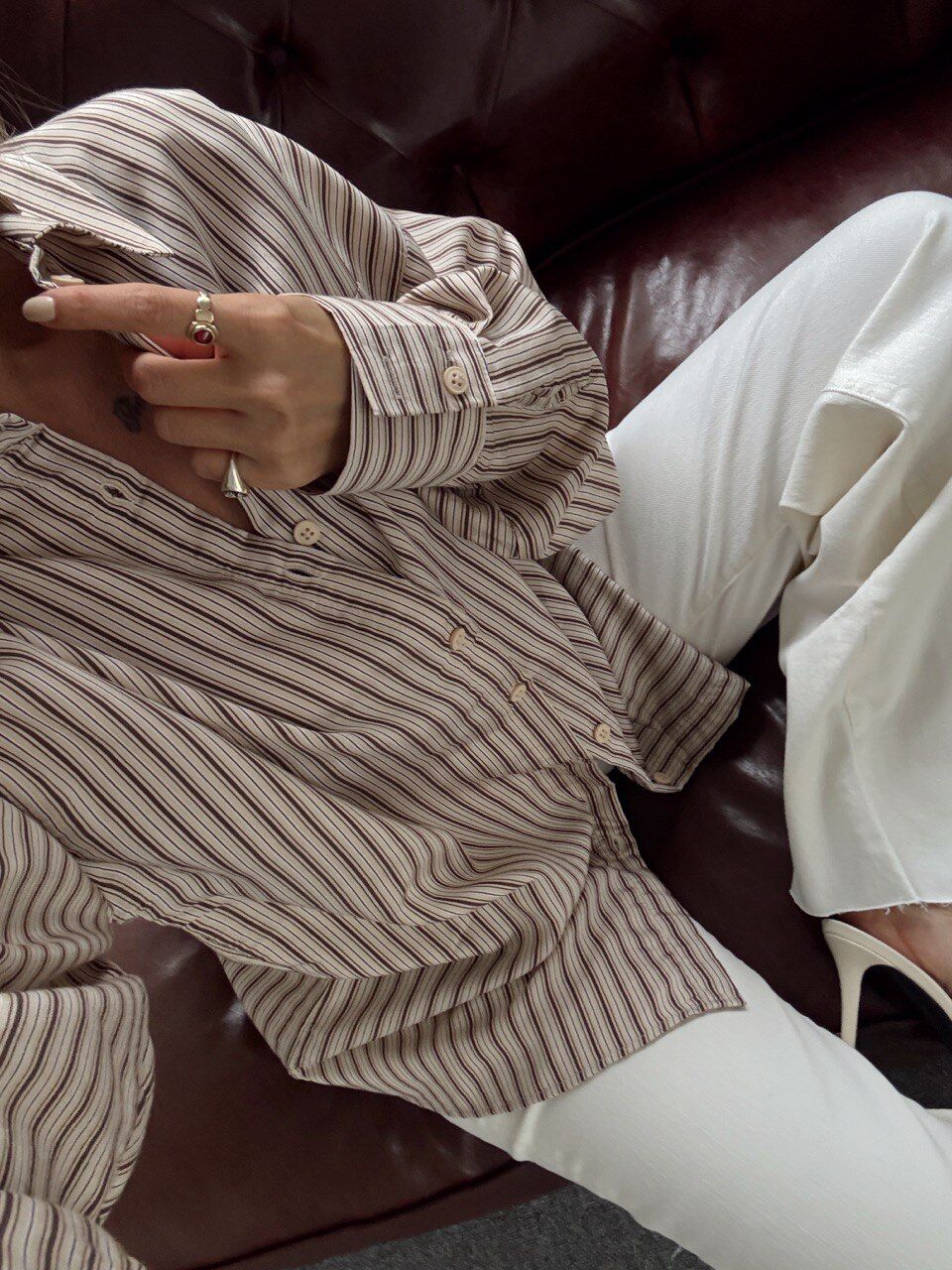 BEJ İNCE ÇİZGİLİ OVERSİZE GÖMLEK