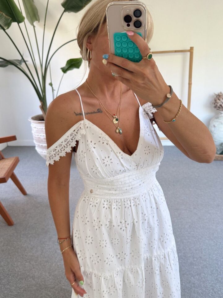 BEYAZ SIRT DEKOLTELİ FİSTO İTHAL ELBİSE