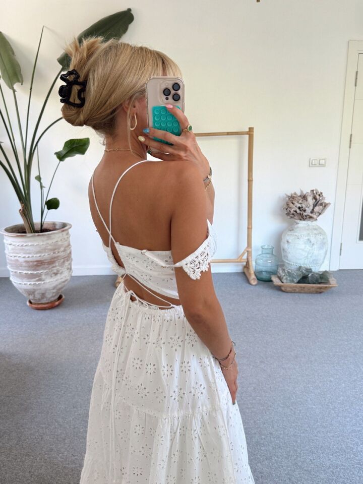 BEYAZ SIRT DEKOLTELİ FİSTO İTHAL ELBİSE