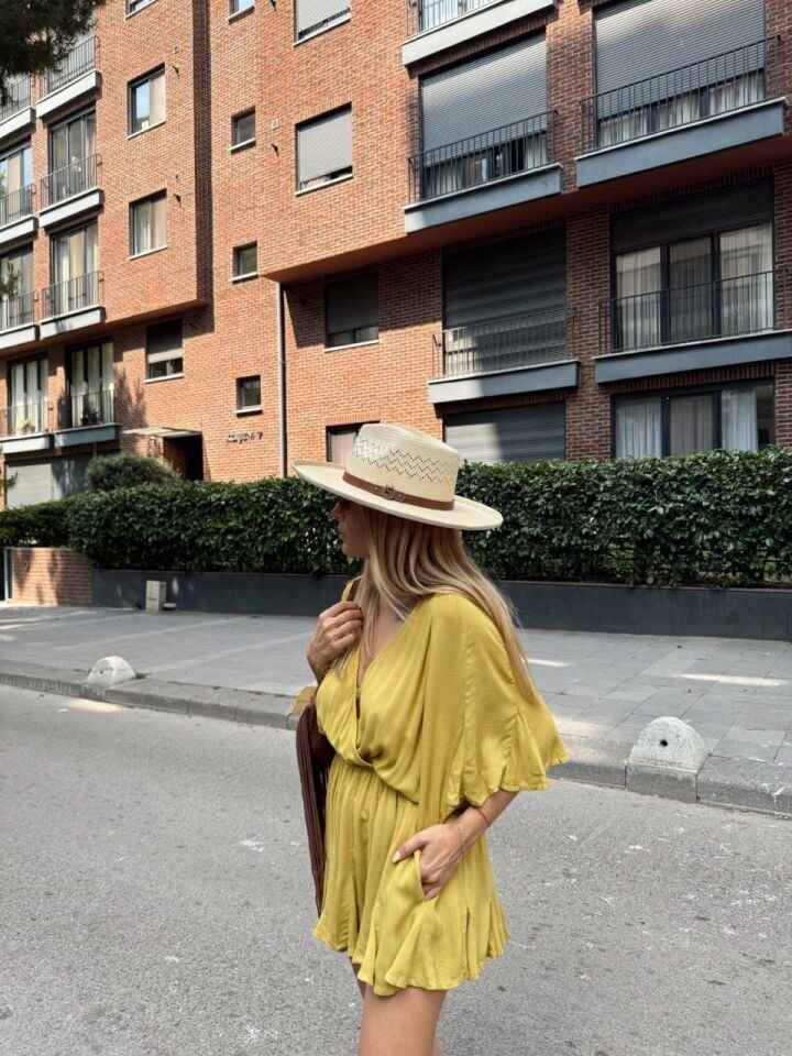 YAĞ YEŞİLİ SIRT DEKOLTELİ İTHAL TULUM