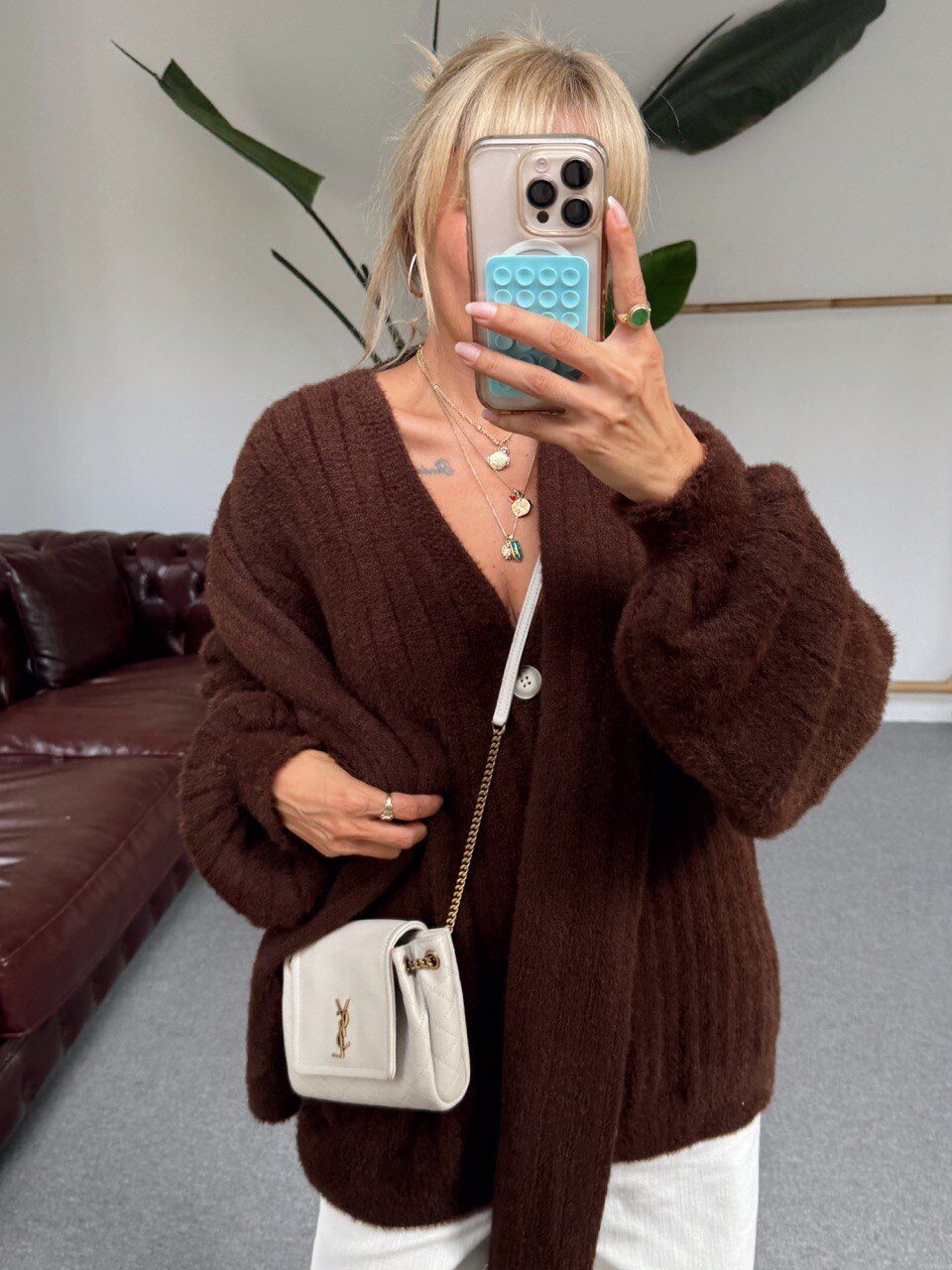 KAHVE YUMOŞ ATKILI HIRKA