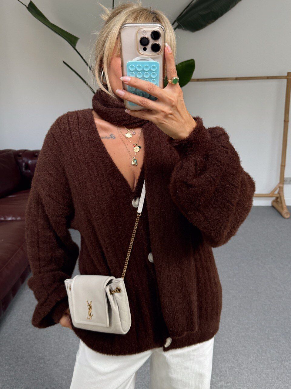 KAHVE YUMOŞ ATKILI HIRKA