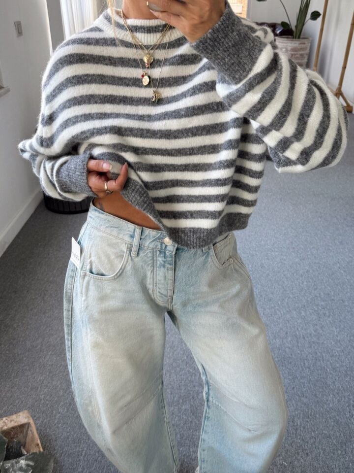 AÇIK MAVİ PAÇA DETAY BARREL JEAN